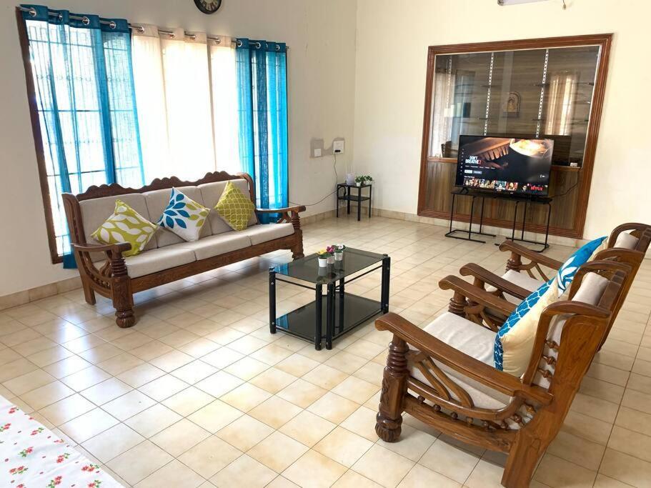 Kamala Holiday Home Mysore Ngoại thất bức ảnh